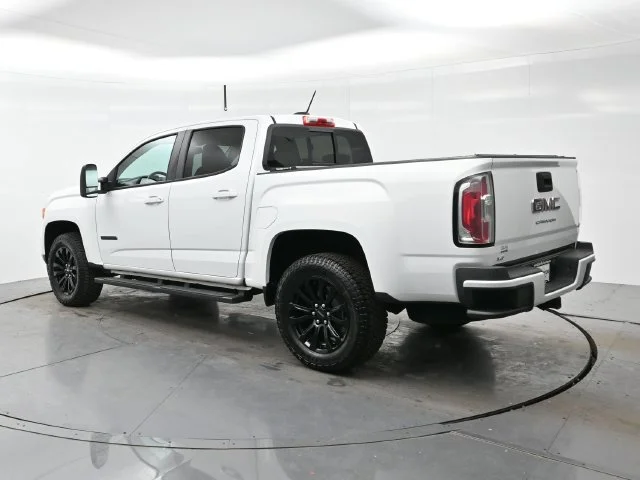 Used 2022 SUMMIT WHITE GMC 2WD Elevation image 5