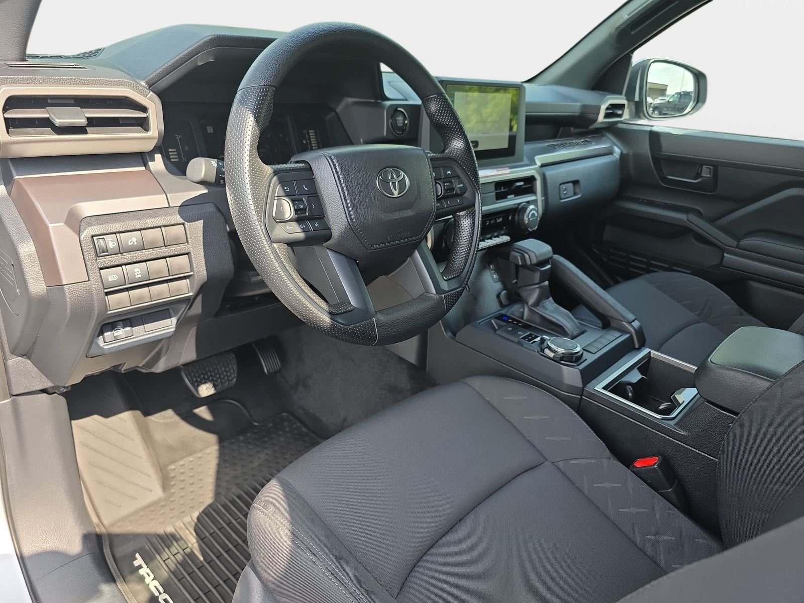 Used 2025 Silver Toyota SR5 image 15
