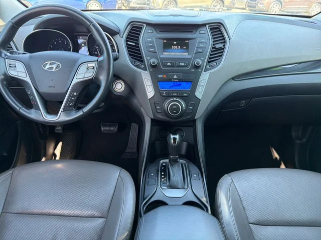 Used 2015  Hyundai Limited image 9