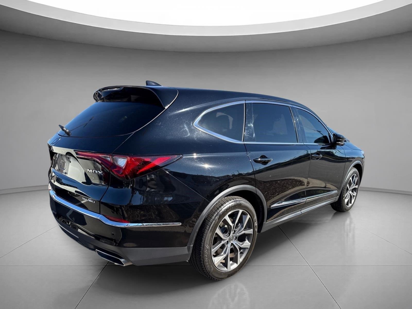 Used 2024 Majestic Black Pearl Acura SH-AWD w/Tech image 18