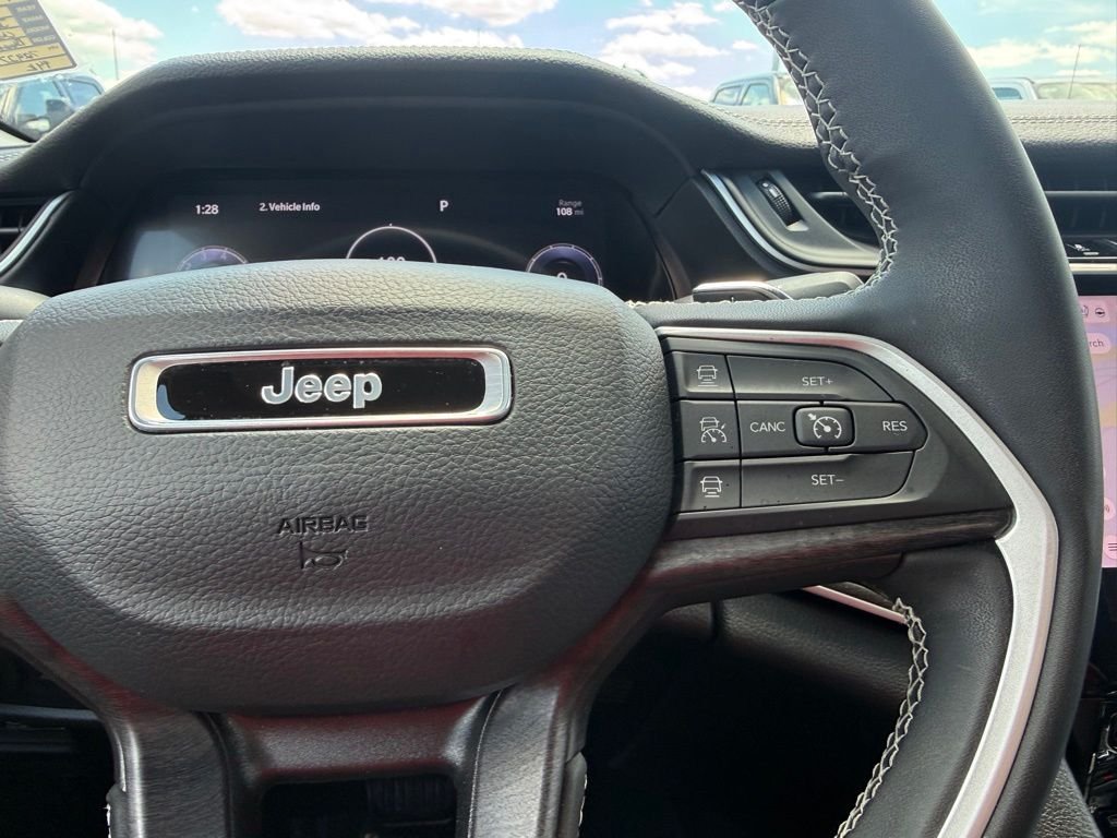 Used 2023 Black Jeep Limited image 27