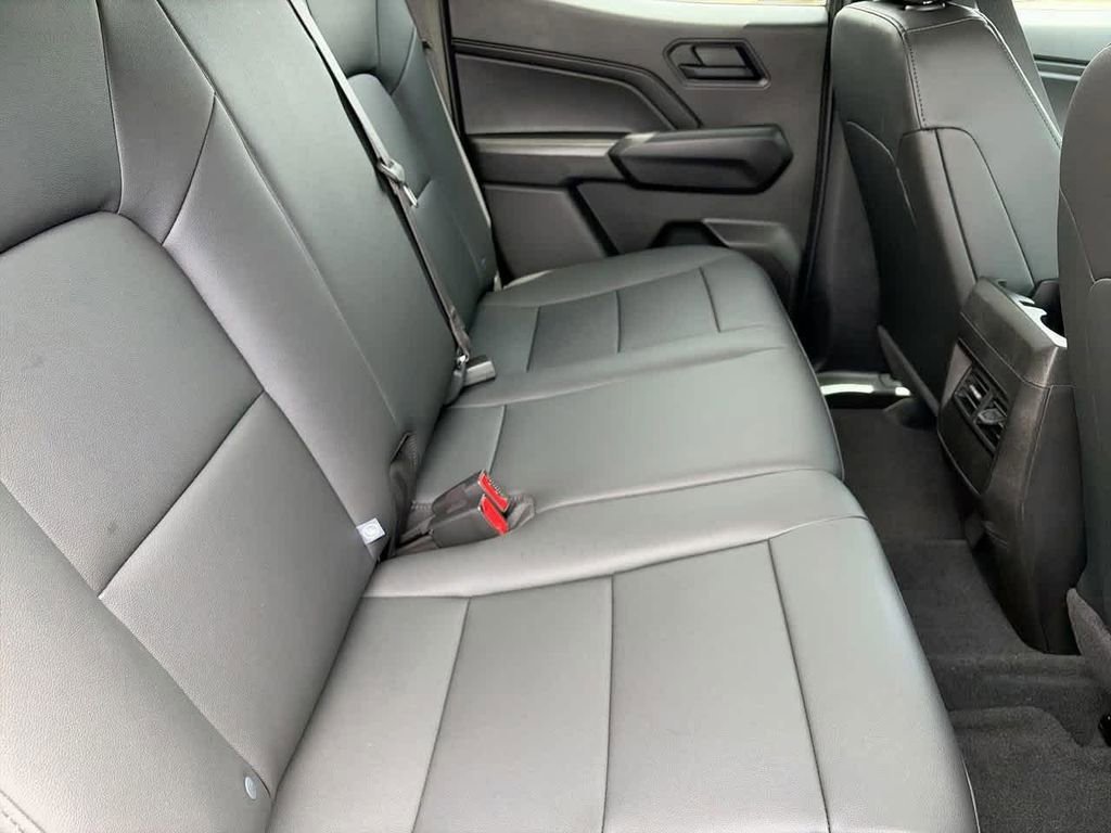2026 Chevrolet Colorado Trail Boss - Photo 13