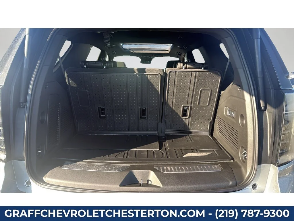 2027 Chevrolet Tahoe Z71 - Photo 28