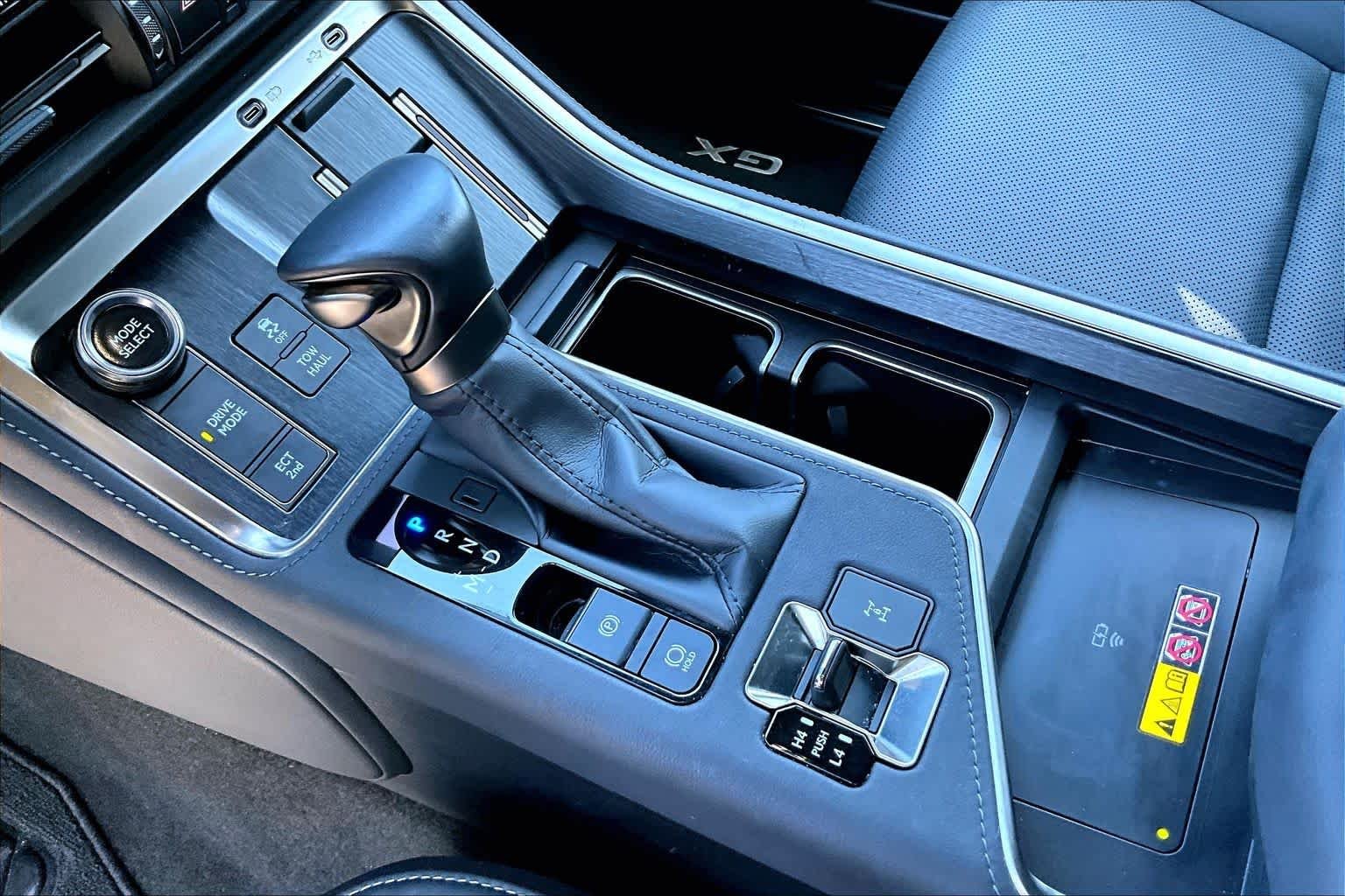 Used 2025 Nightfall Mica Lexus Premium+ image 17