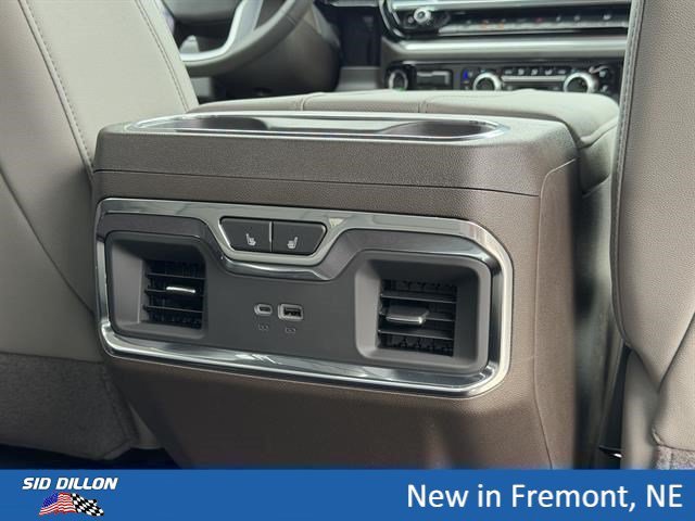2026 GMC Sierra 1500 SLT - Photo 18