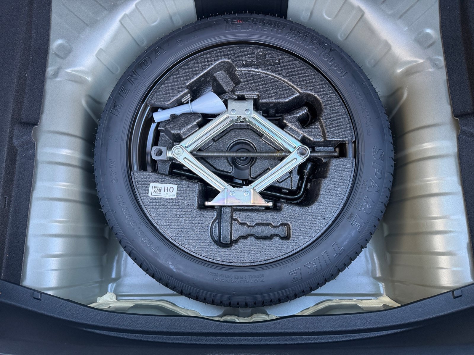 Used 2024 Meteorite Gray Metallic Honda EX-L image 39