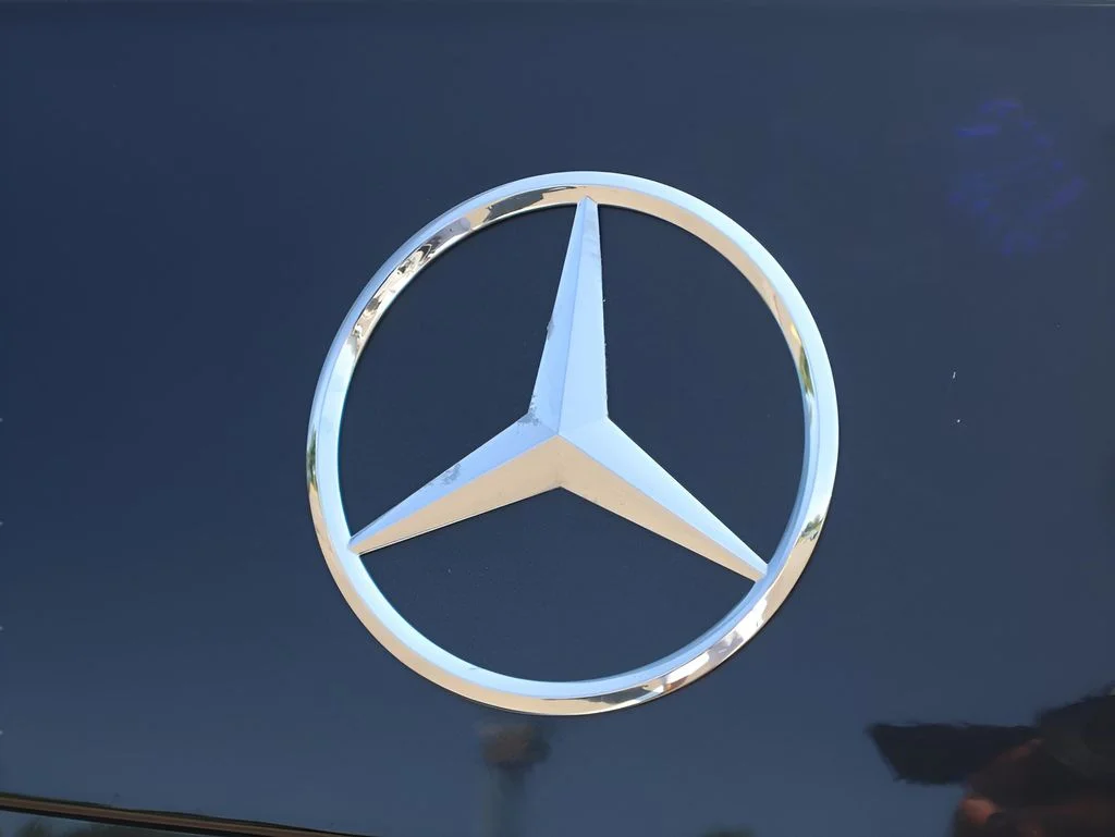 2025 Mercedes-Benz C-Class Sedan C 300 - Photo 21