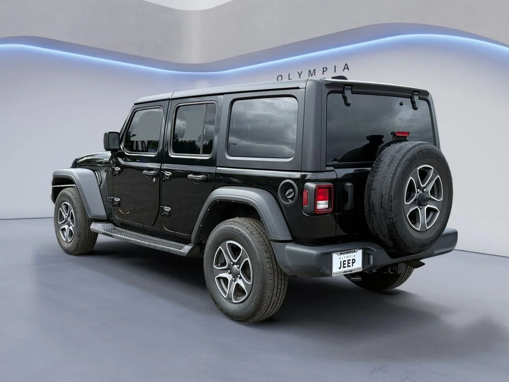 Used 2021 Black Jeep Unlimited Sport S image 3