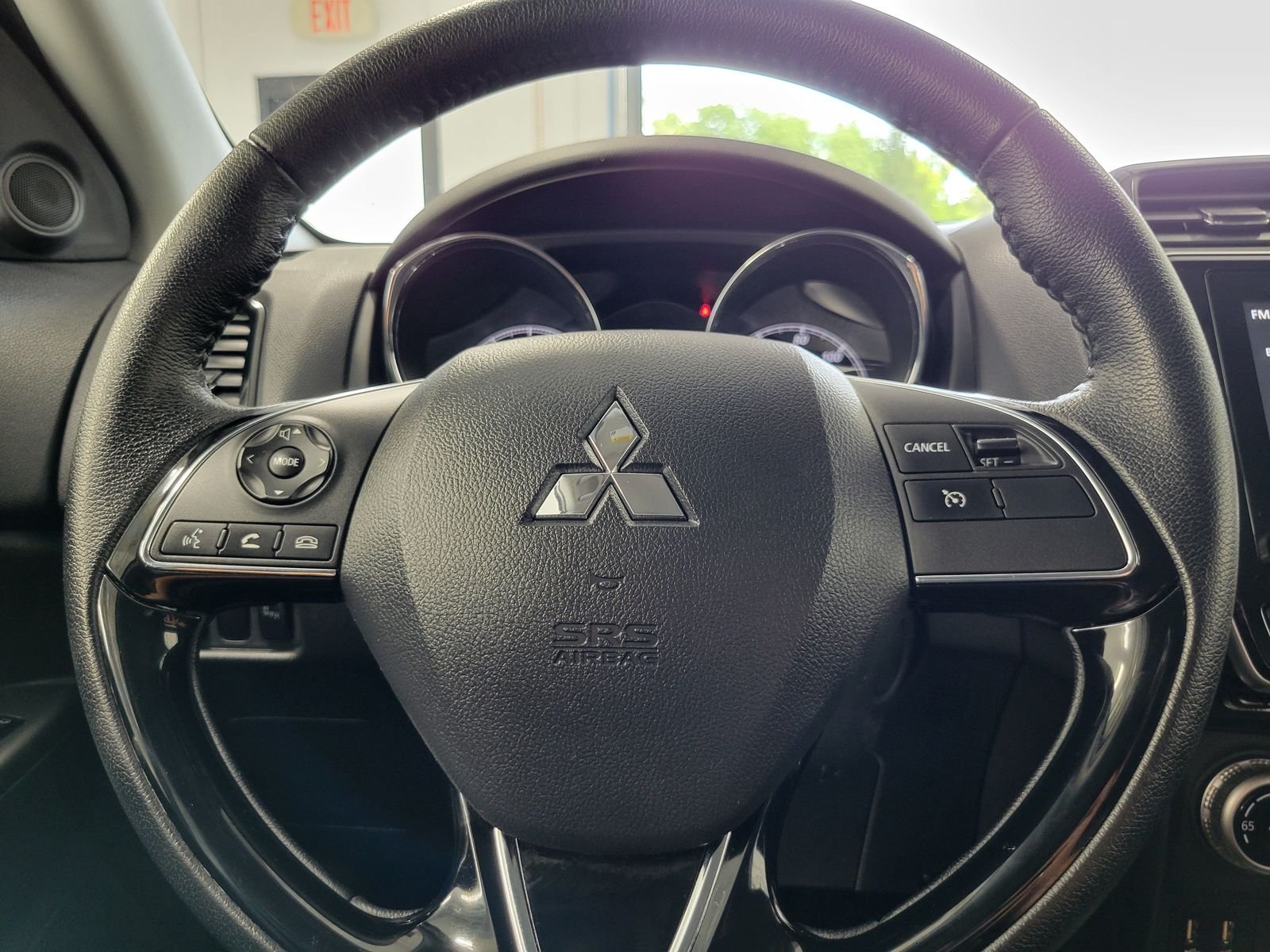 Used 2024 Silver Mitsubishi 2.0 SE image 11