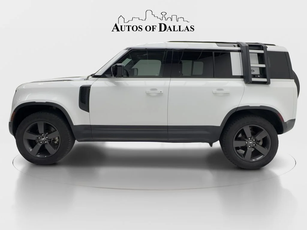 Used 2023 White Land Rover S image 6