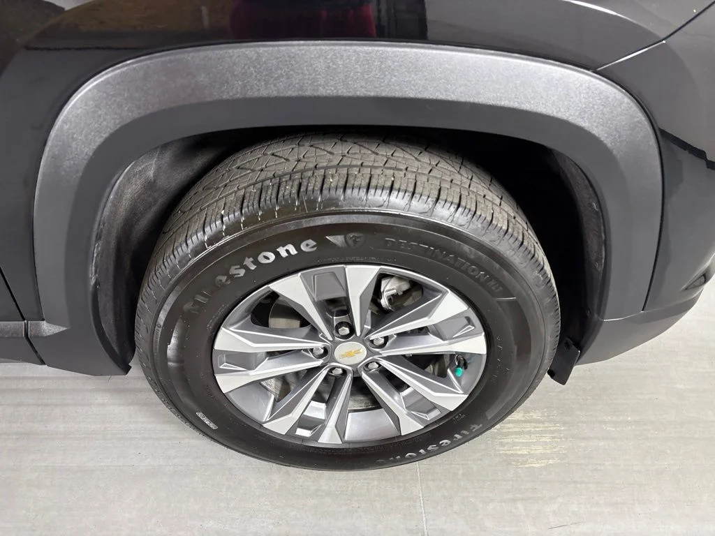 Used 2025 Black Chevrolet LT image 11