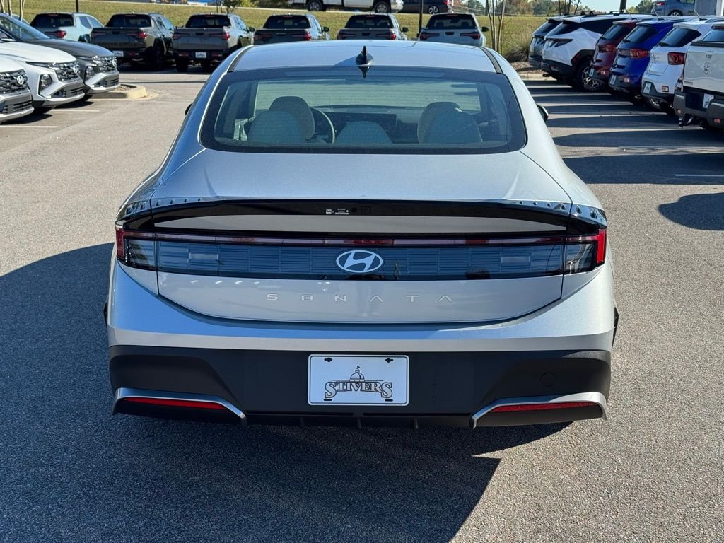 Used 2026 Silver Hyundai SE image 10