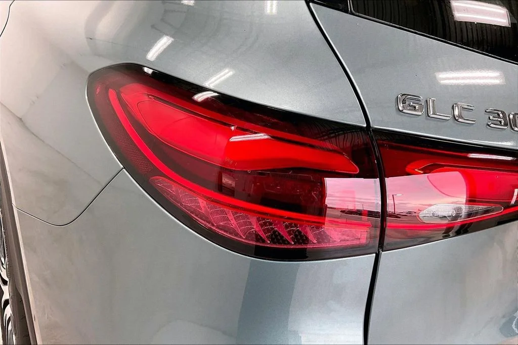New 2026 Verde Silver Metallic Mercedes-Benz GLC 300 image 26