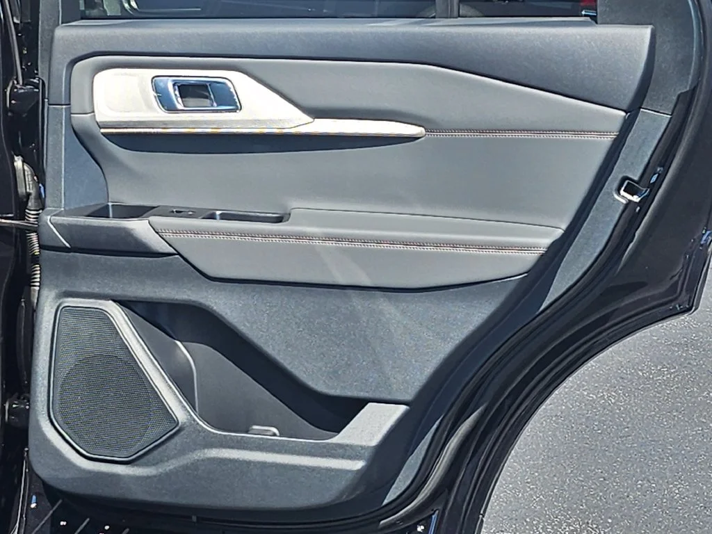 New 2027 Black Ford Active image 36