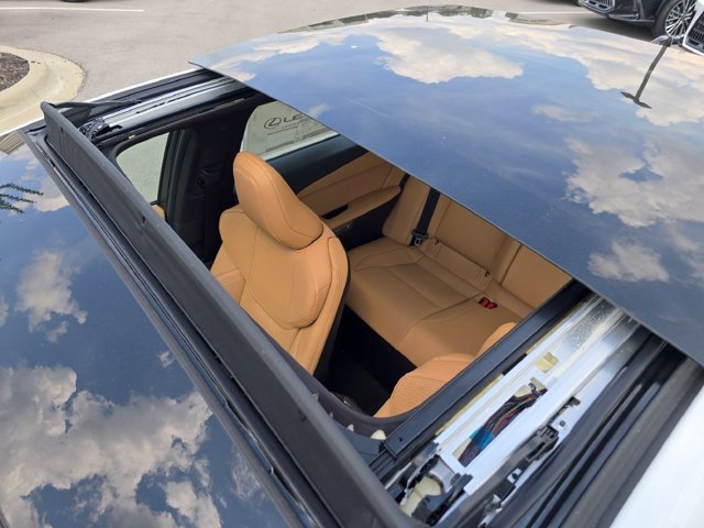 New 2026 Ultra White Lexus PREMIUM AWD image 13