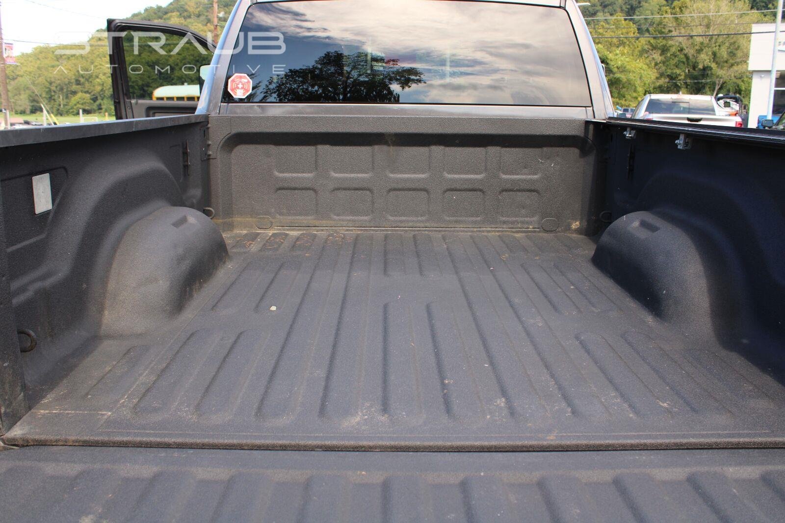 Used 2021 Granite Crystal Metallic Clearcoat Ram Tradesman image 18