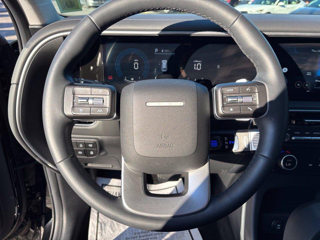 New 2026 Black Hyundai SE AWD image 21