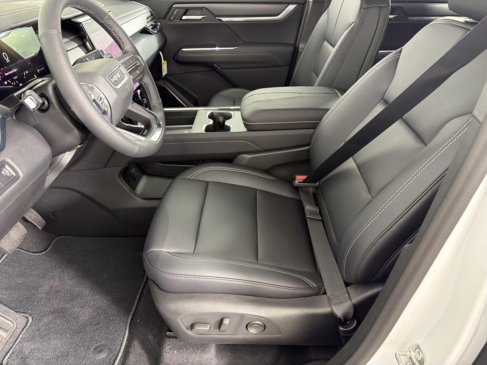 New 2027 Summit White GMC Elevation image 7