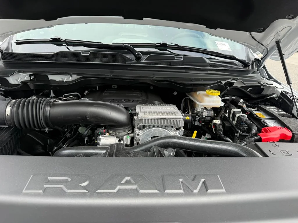 New 2026 Bright White Clear-Coat Exterior Paint RAM Laramie image 18
