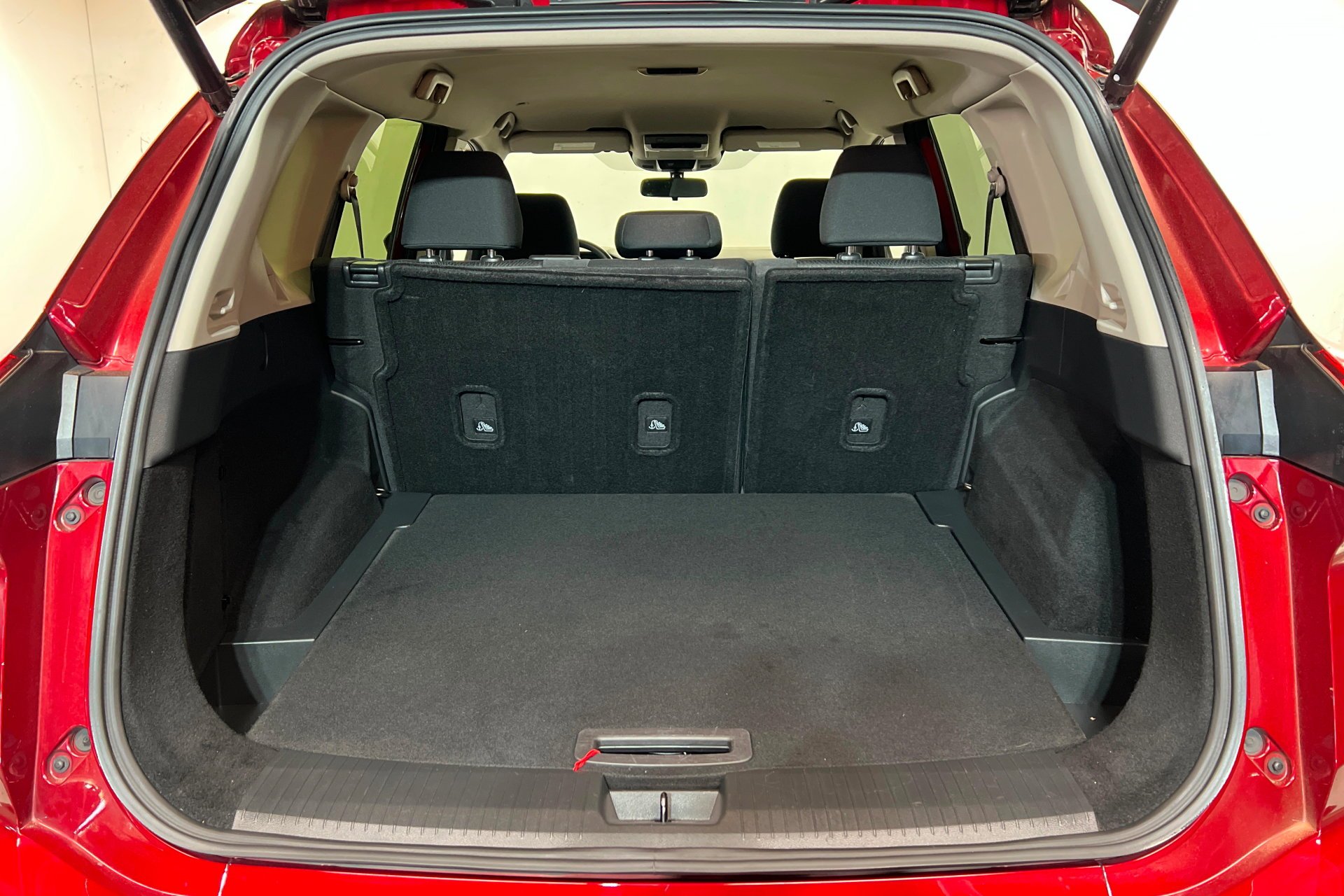 2024 Nissan Rogue SV - Photo 23