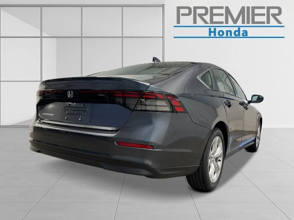 New 2026 Meteorite Gray Metallic Honda LX image 6