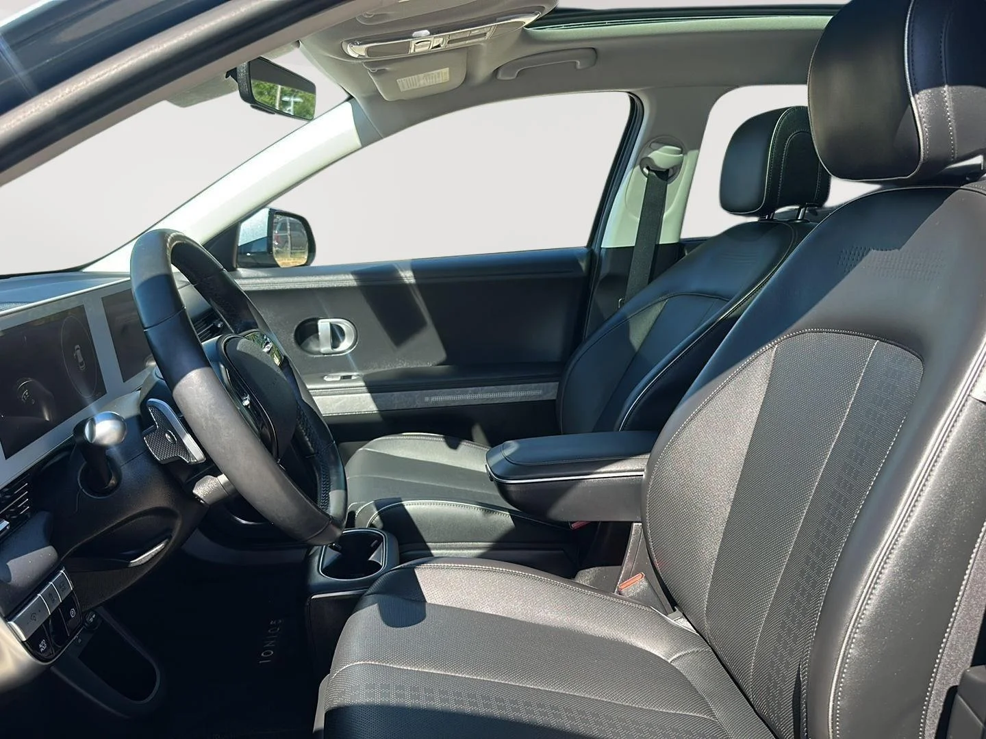 Used 2023 Lucid Blue Hyundai Limited image 17