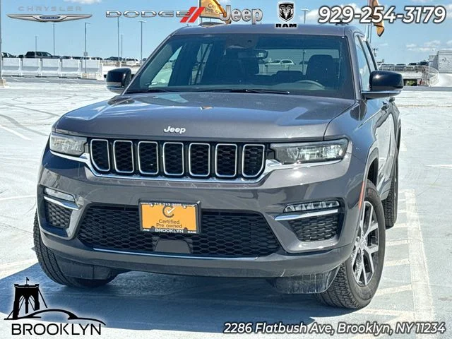 Used 2024 Gray Jeep Limited image 1