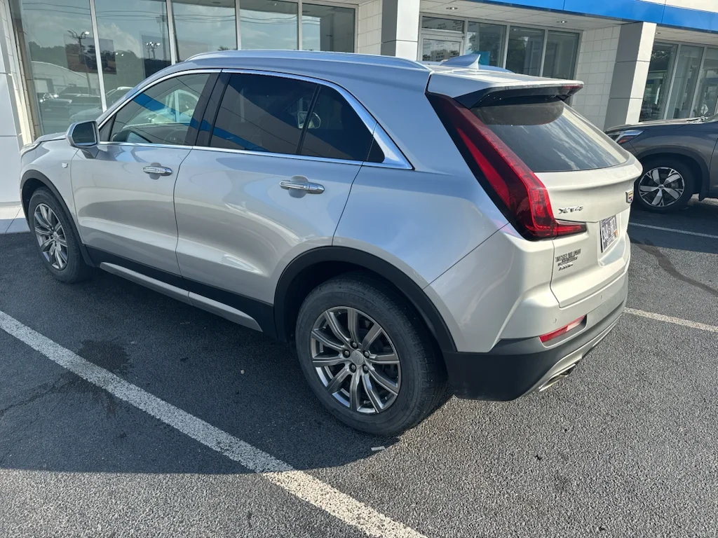 Used 2020 Radiant Silver Metallic Cadillac AWD Premium Luxury image 6