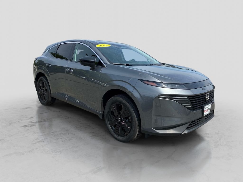 Used 2025 Gray Nissan SV image 3