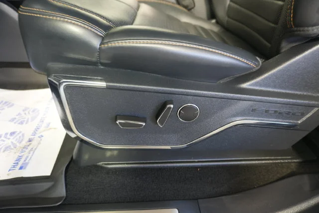 Certified Used 2023 White Metallic Ford Platinum image 27