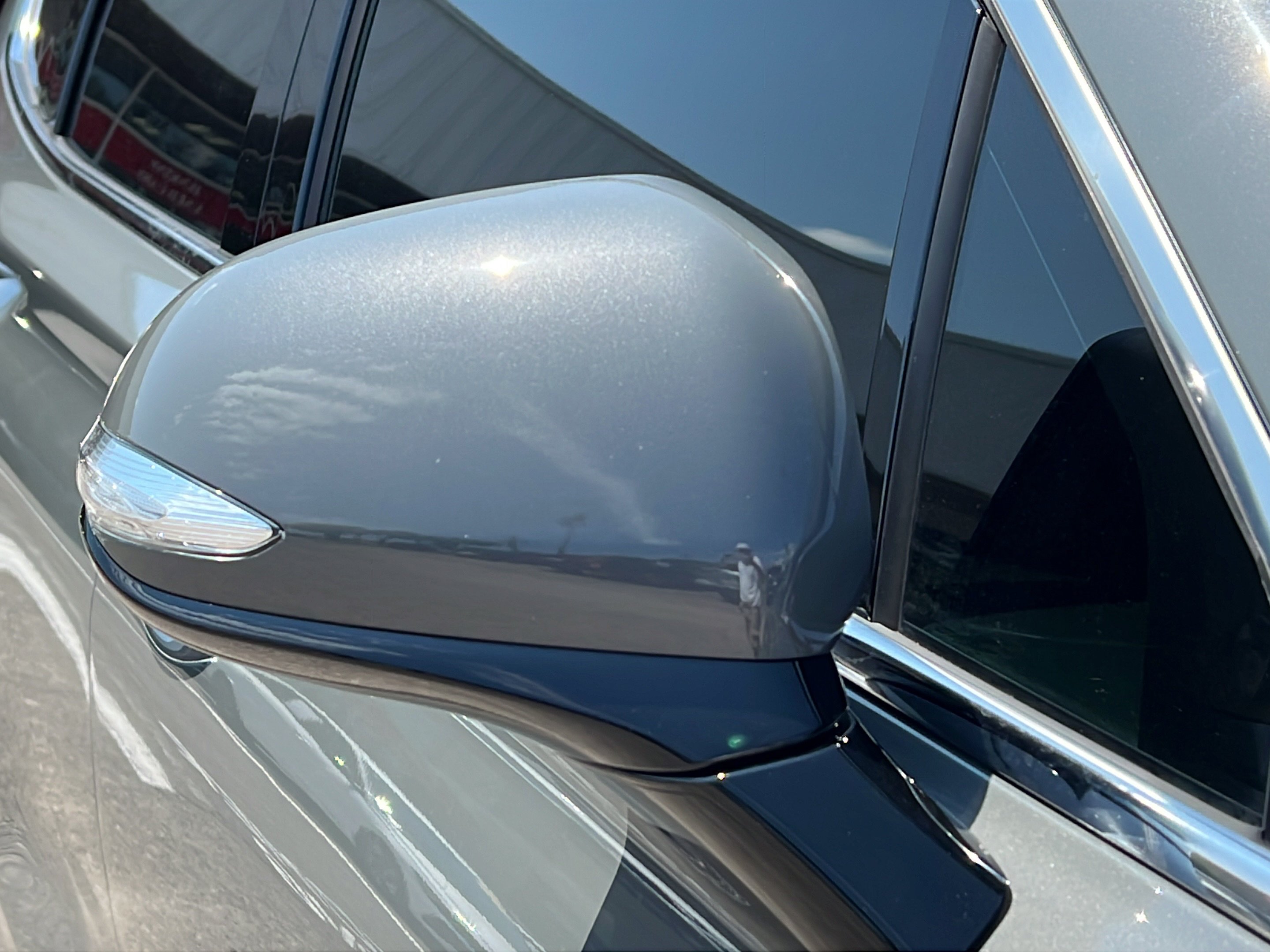 Used 2023 Hampton Gray Hyundai SEL image 28