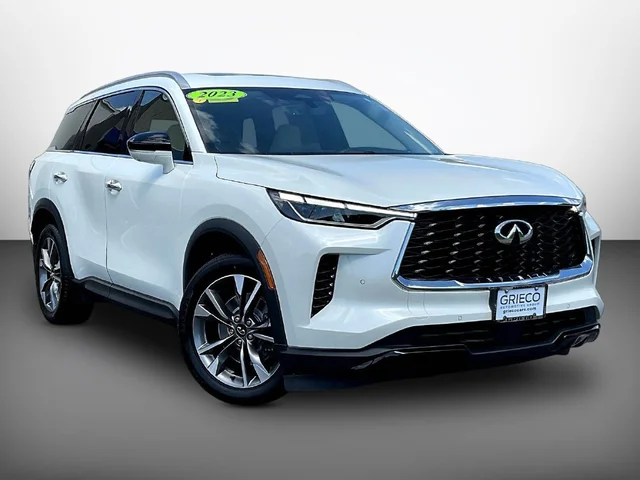 2023 INFINITI QX60 LUXE