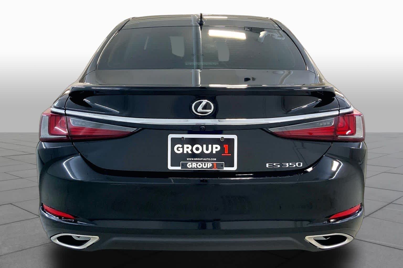 Used 2024 Obsidian Lexus Ultra Luxury image 4