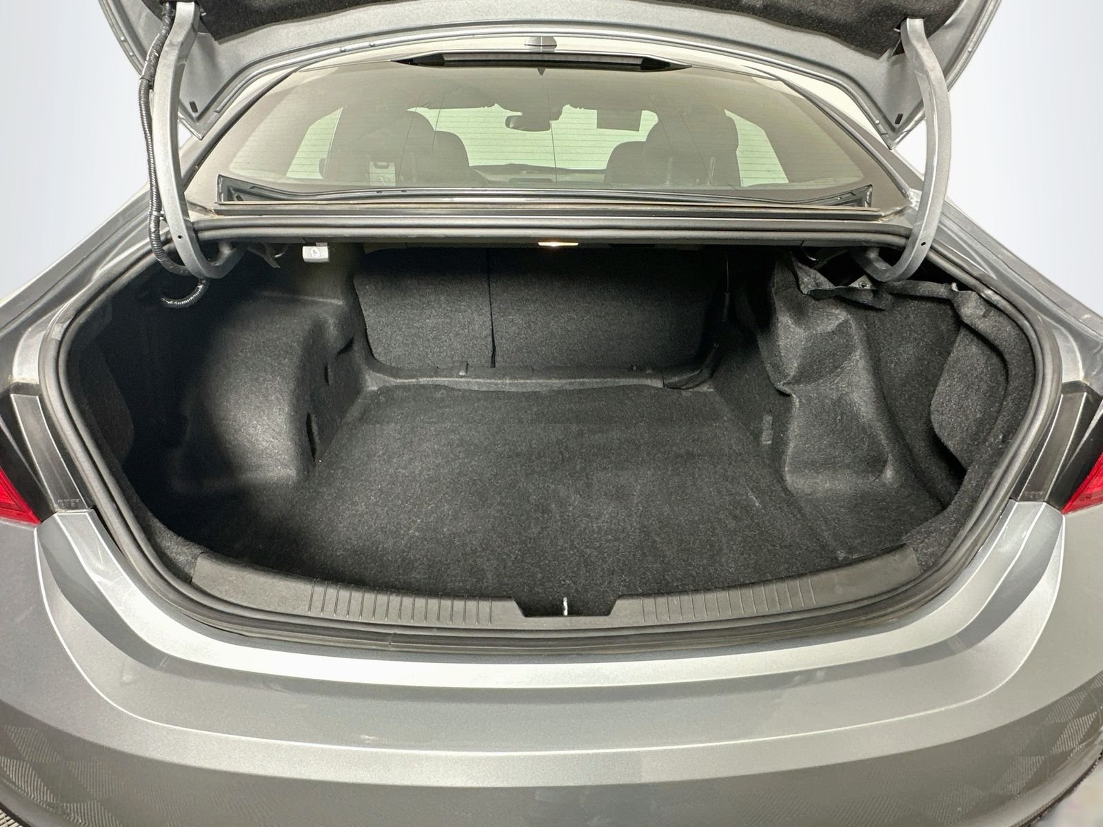Used 2023 Sterling Gray Metallic Chevrolet LT image 27