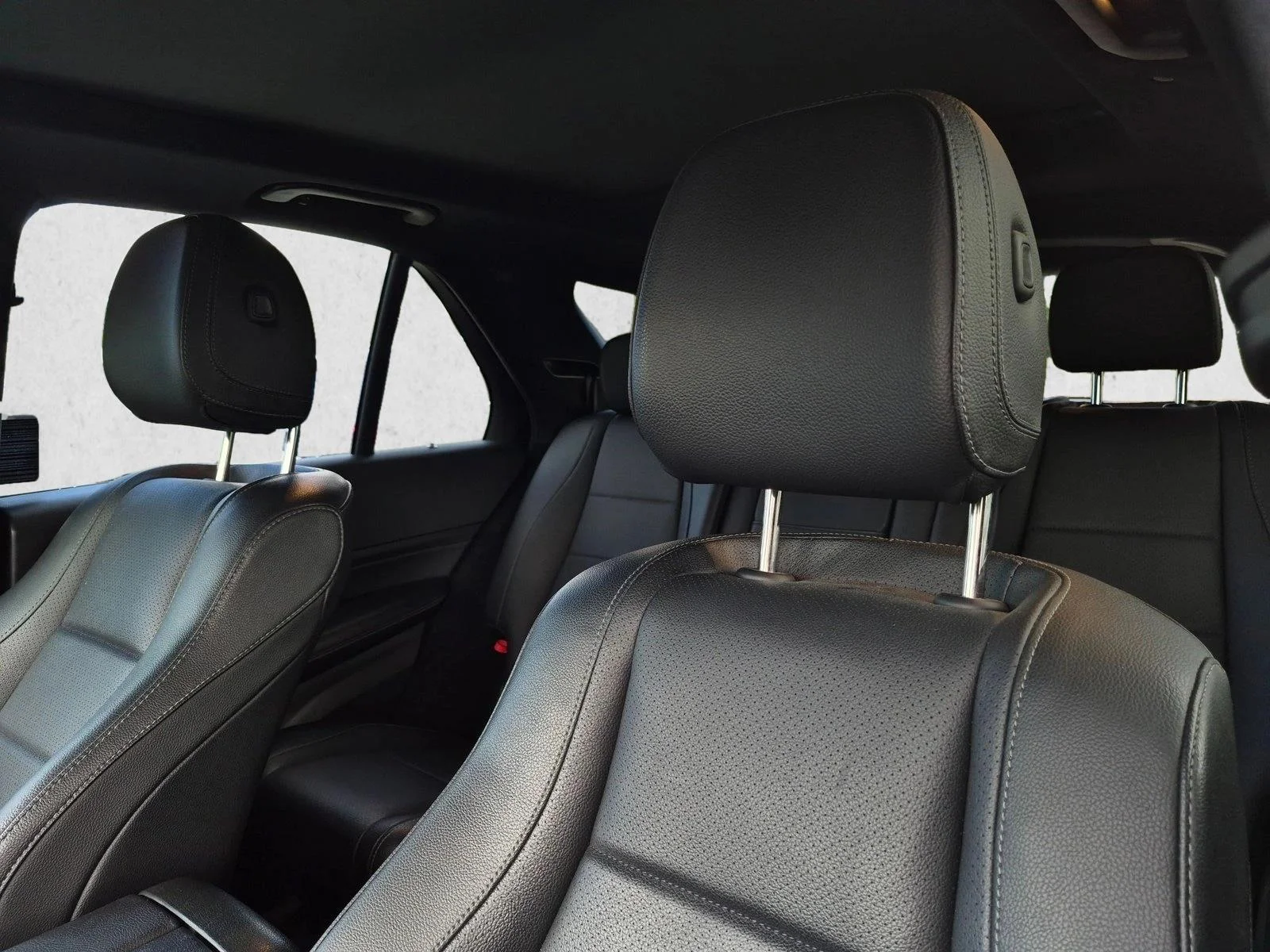 Used 2022 Selenite Grey Metallic Mercedes-Benz GLE 350 image 5