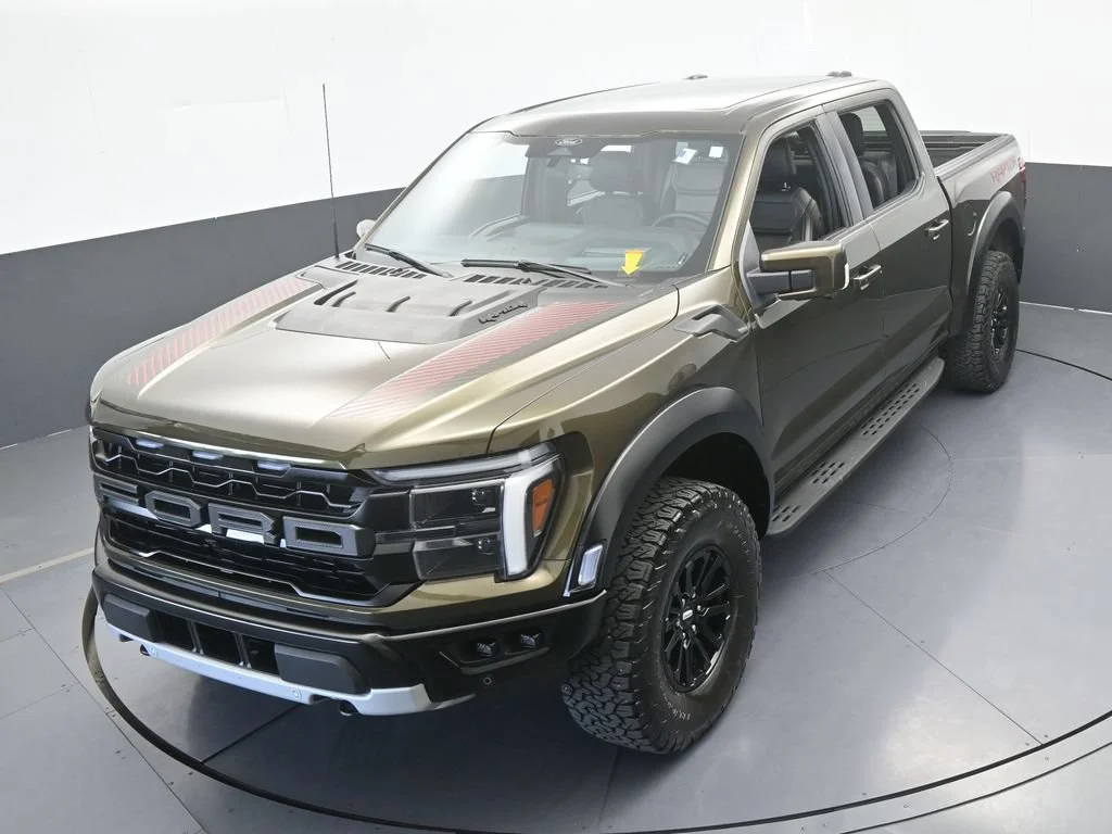 Used 2025 Green Ford Raptor image 53