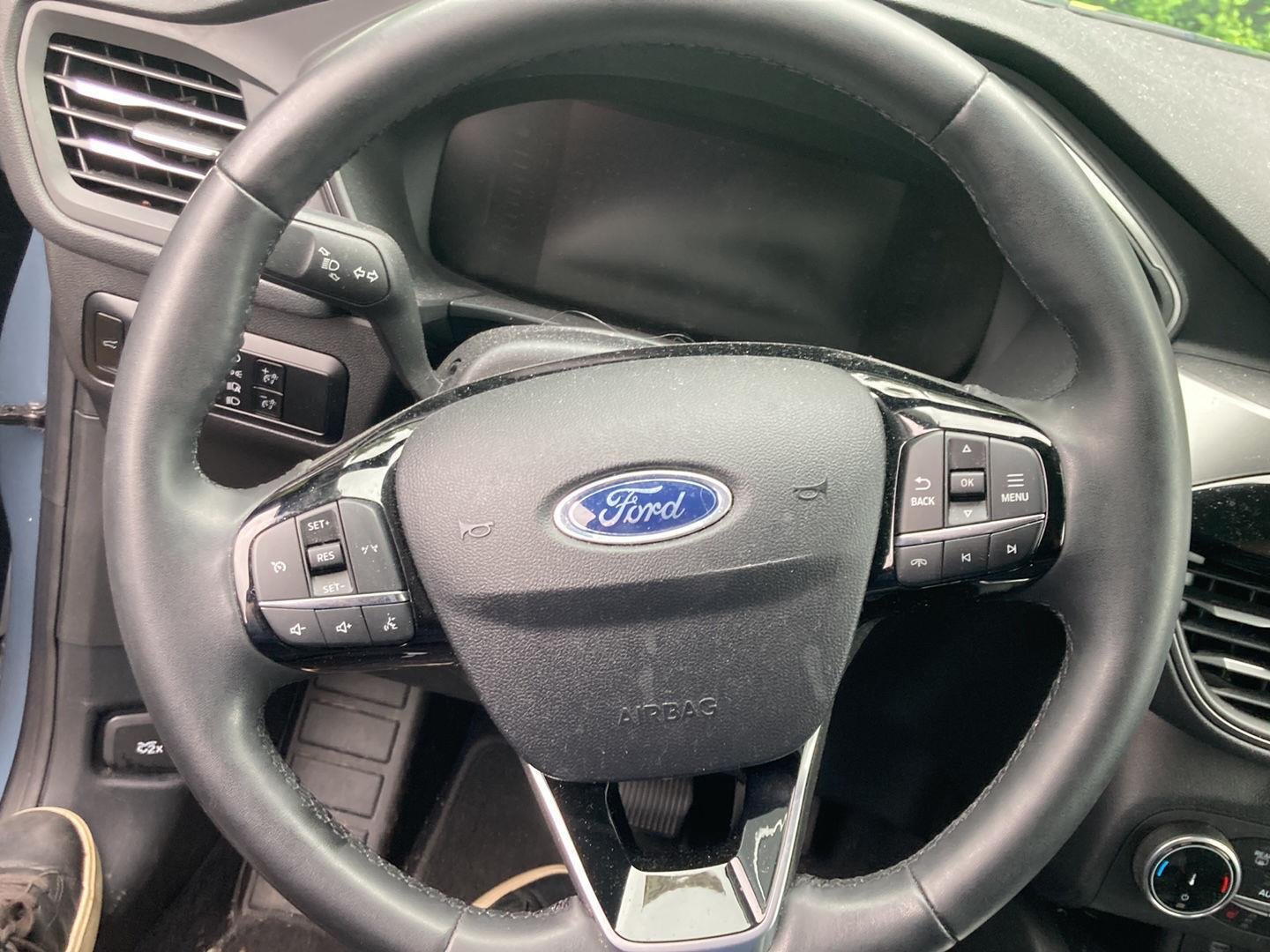 Used 2023 Vapor Blue Ford Active image 21
