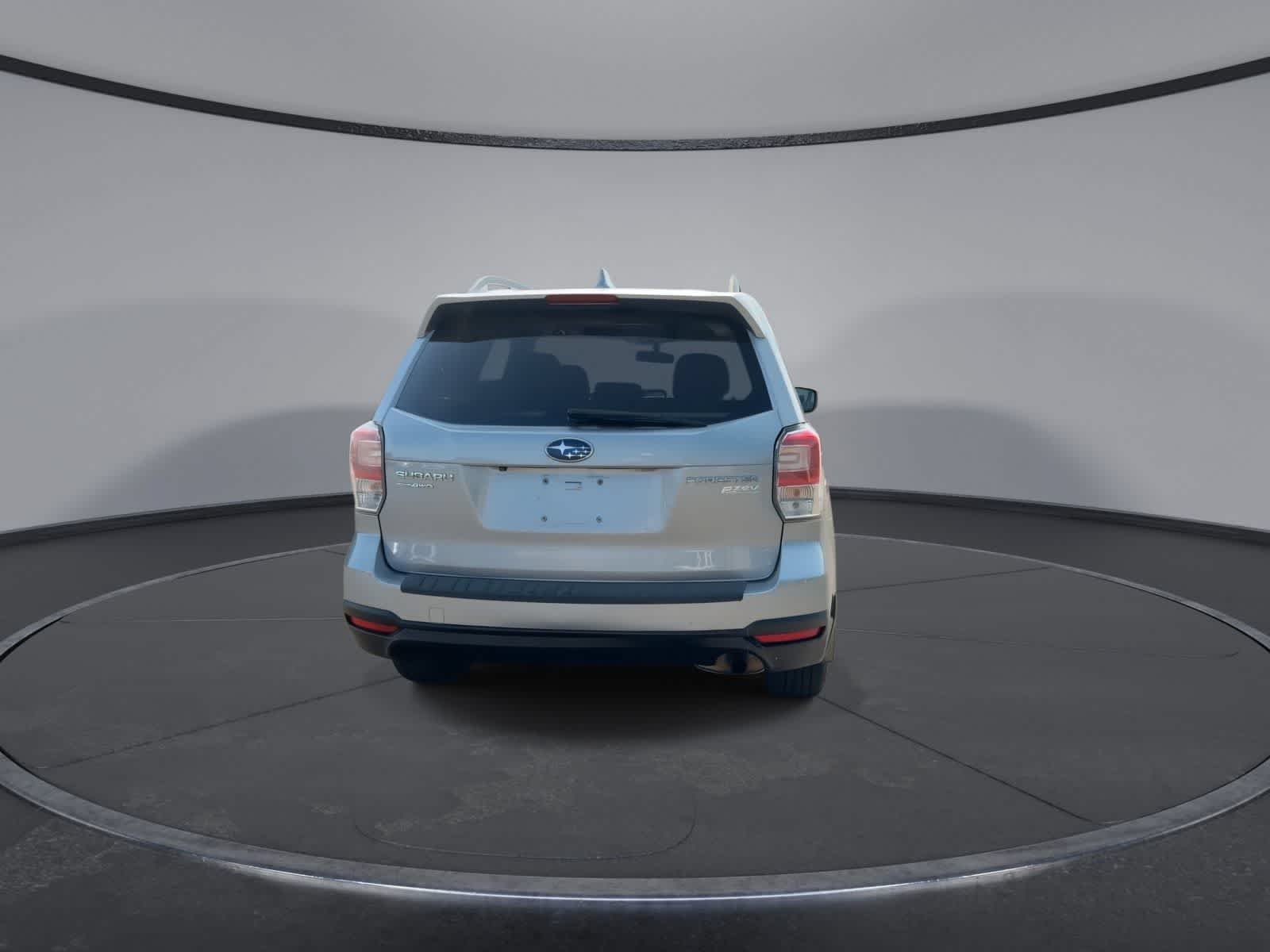 Used 2017 Ice Silver Metallic Subaru Premium image 7