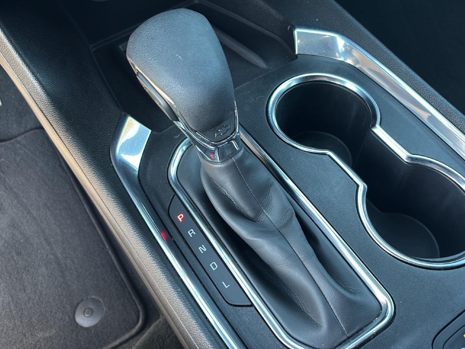 Used 2023 Sterling Gray Metallic Chevrolet LT Cloth image 27