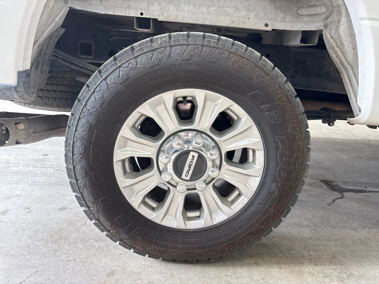 Used 2022 Oxford White Ford XLT image 8