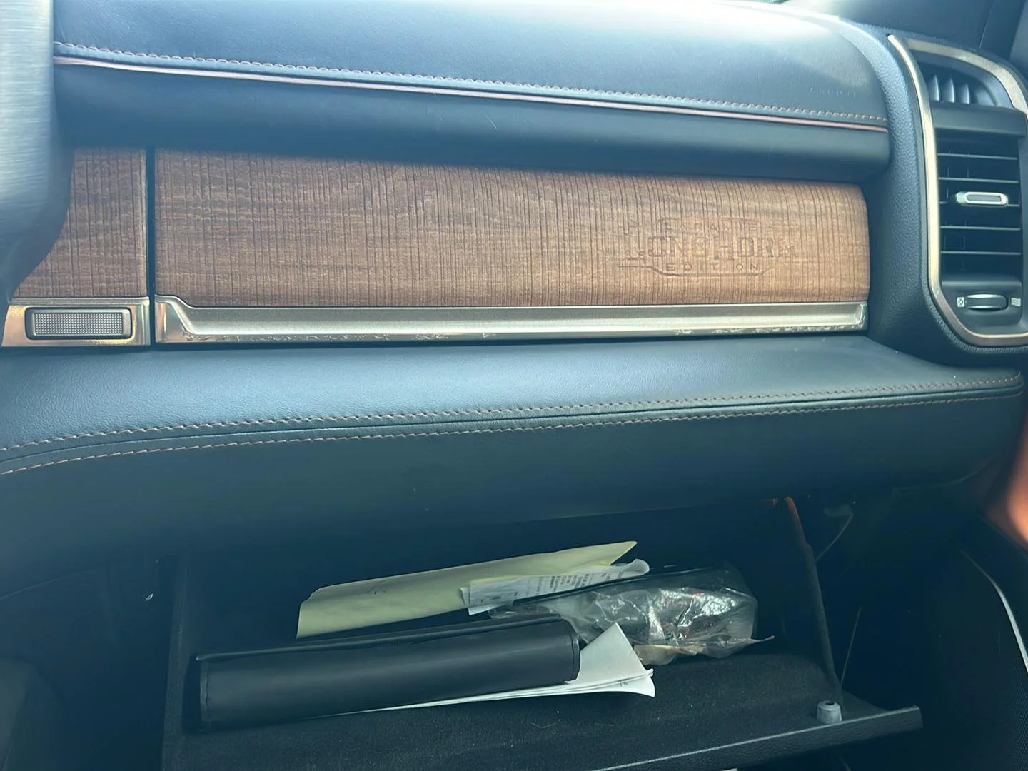 2019 RAM Ram 1500 Pickup Longhorn - Photo 29