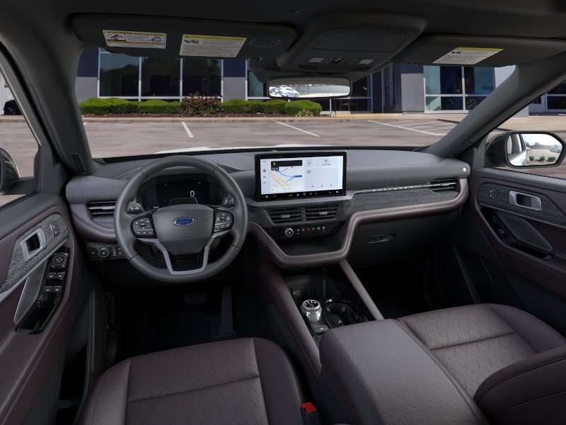 New 2026 Star White Metallic Tri-Coat Ford Platinum™ image 9