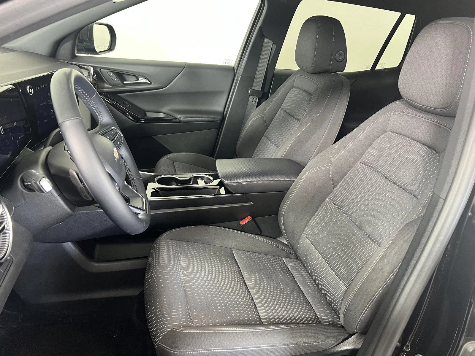 Used 2025 Mosaic Black Metallic Chevrolet LT image 5