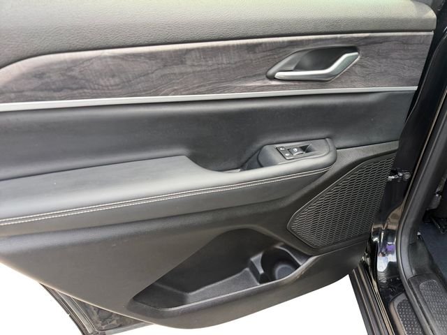 Used 2023 Black Jeep Limited image 13