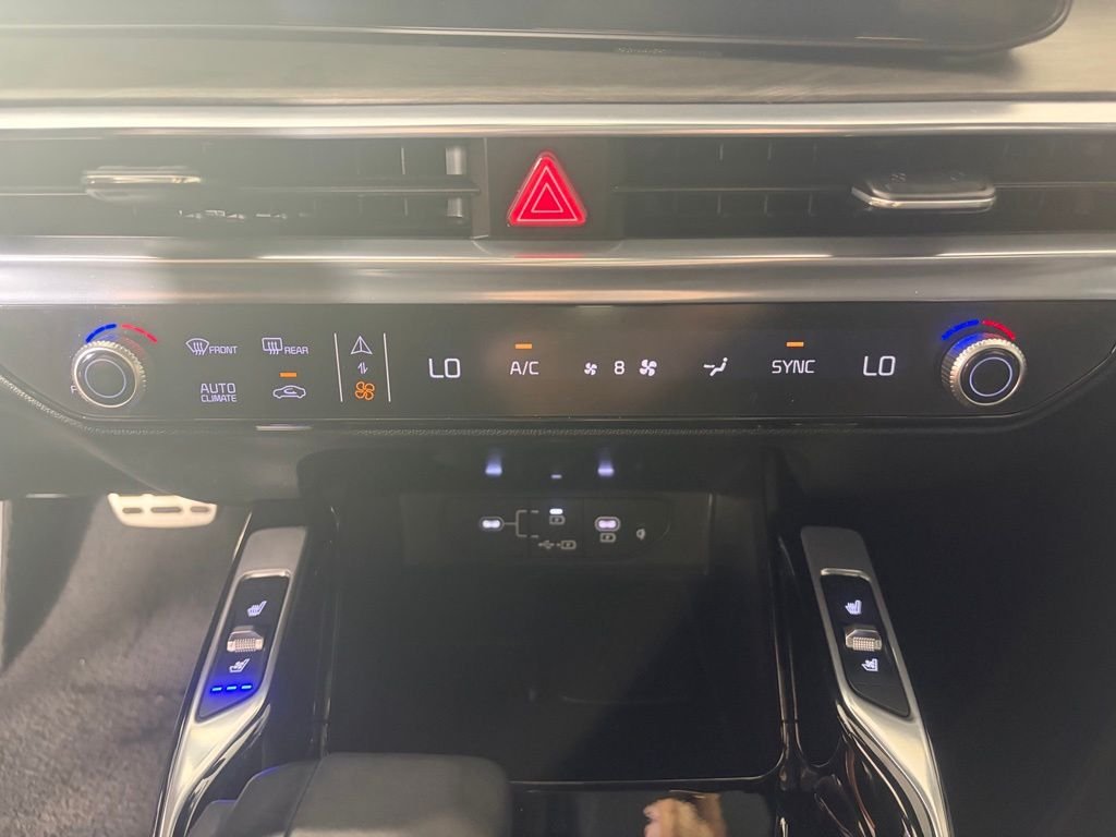 Certified Used 2026 Black Kia X-Line SX Prestige image 7