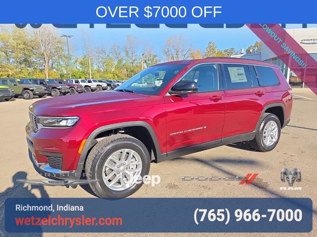New 2025 Velvet Red Pearl-Coat Exterior Paint Jeep Laredo image 3