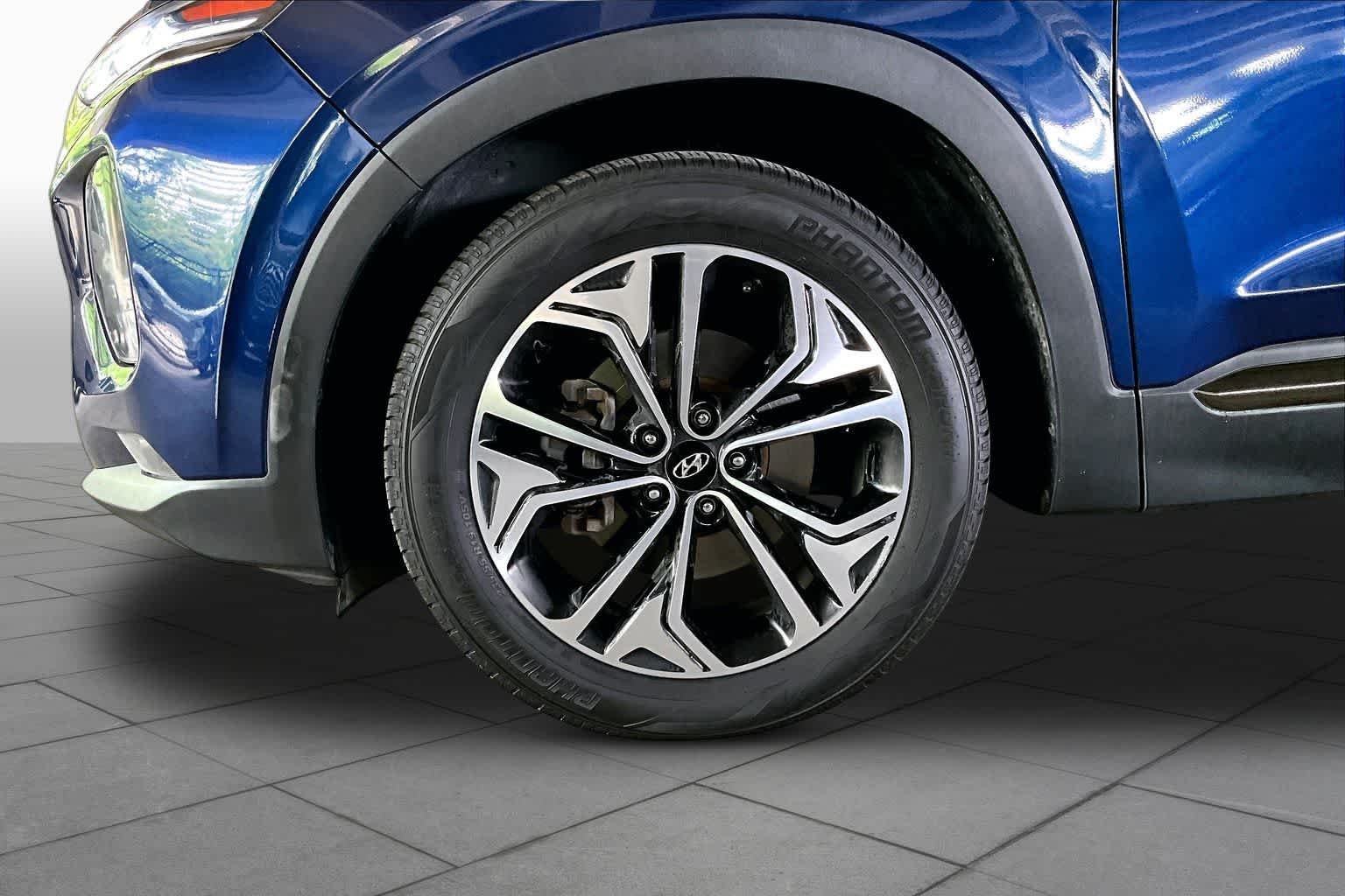 Used 2020 Stormy Sea Hyundai Limited image 10