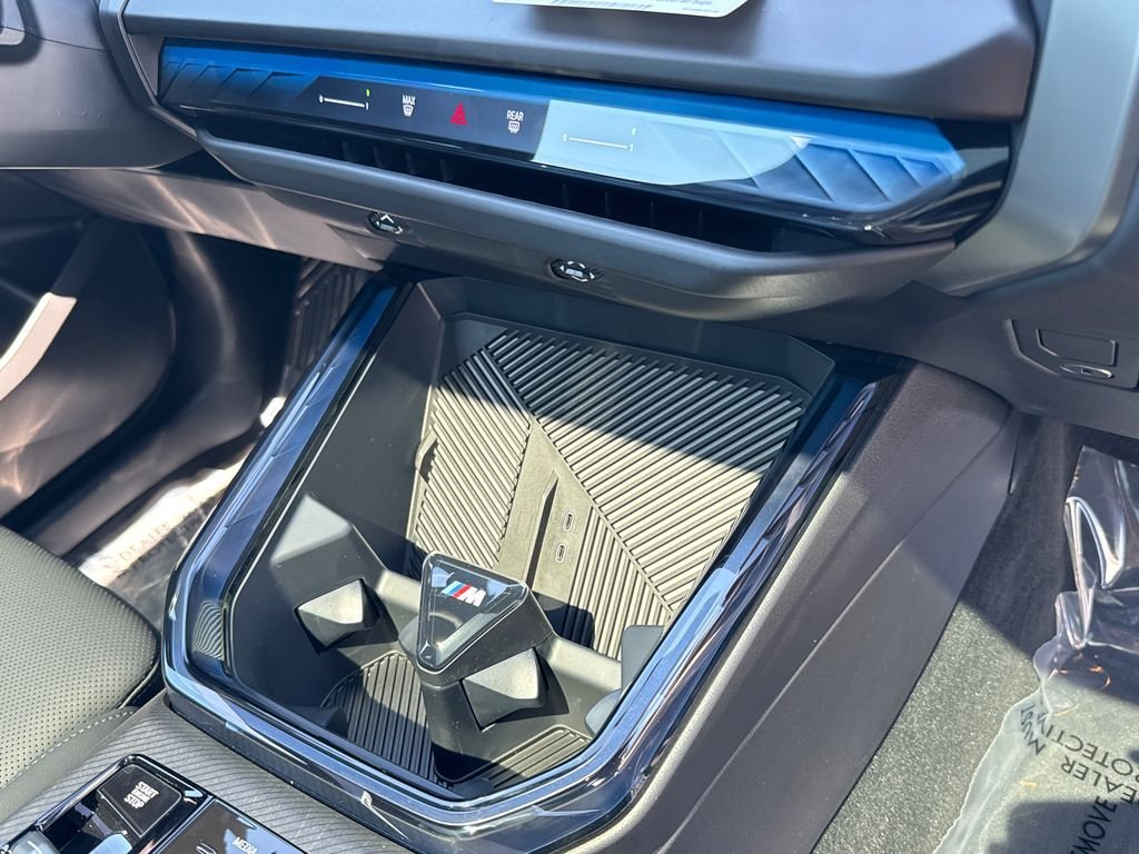 New 2026 Tanzanite Blue II Metallic BMW 30 xDrive image 14