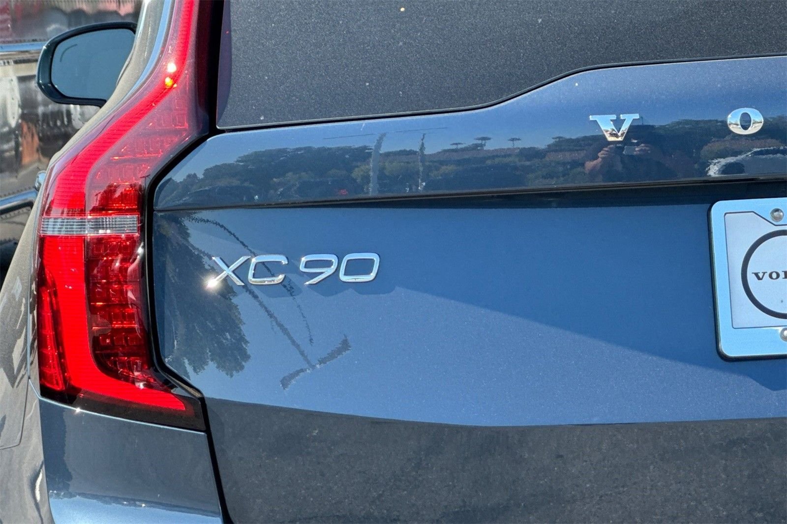 2026 Volvo XC90 Plus - Photo 28