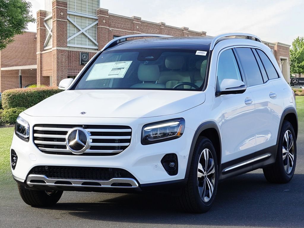 Used 2026 Polar White Mercedes-Benz GLB 250 image 4